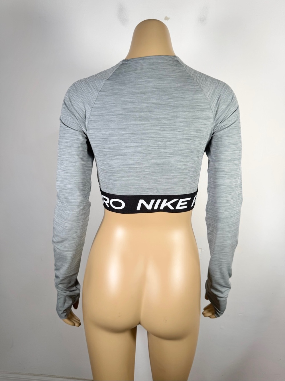 Nike Pro Women’s Size Small Dri-Fit Long Sleeve Cropped Top - Picture 5 of 8